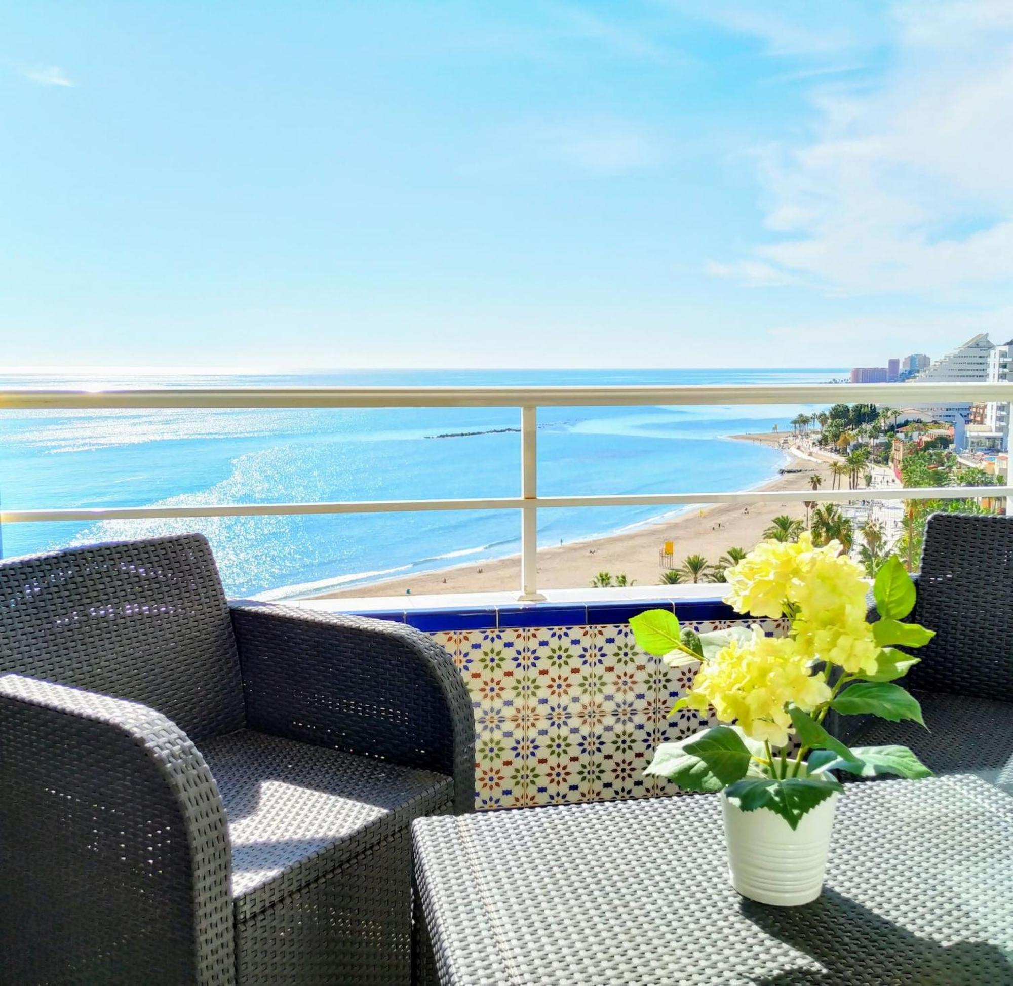 Deluxe Penthouse With Sea Views Near Puerto Marina Lejlighed Benalmádena